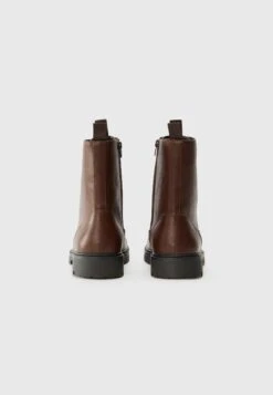 Pier One UNISEX - Lace-up Ankle Boots - Brown 11 Pier One UNISEX - Lace-up Ankle Boots - Brown -Pier One 0ad408fd04824147ad2a150b15cccde6