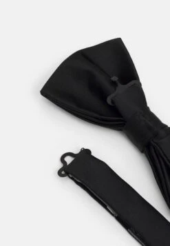 Pier One SET - Einstecktuch - Black 10 Pier One SET - Einstecktuch - Black -Pier One 0c31a86118a34f4aa1aaadb742e27768