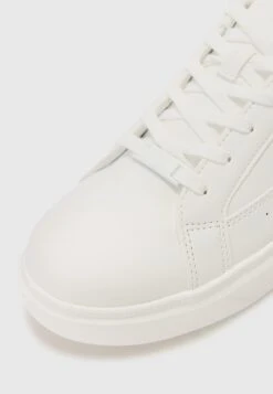 Pier One Trainers - White/gold-coloured -Pier One 17faebd88c6b4dc58a9aee2ded13b482