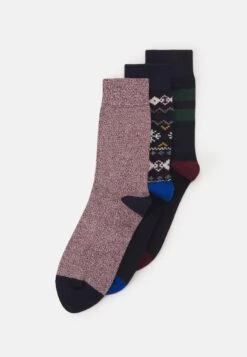 Pier One 3PACK - Socken - Dark Blue, Dark Red, White 10 Pier One 3PACK - Socken - Dark Blue, Dark Red, White -Pier One 184d959e5fd3487c9e43973166d9c2dc 2