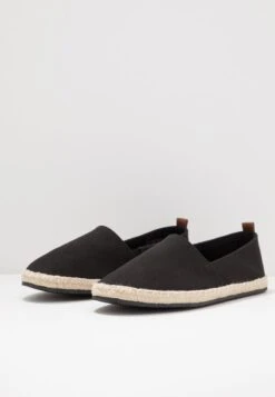 Pier One RENA ESPADRILLE UNISEX - Espadrille - Black 12 Pier One RENA ESPADRILLE UNISEX - Espadrille - Black -Pier One 1ea4f3d1f80940c7bbbe0c0947ca4c31
