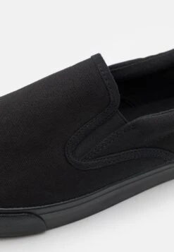 Pier One UNISEX - Slip-ons - Black 13 Pier One UNISEX - Slip-ons - Black -Pier One 26a1fbd0cc924d46ae2adf4001f75648 1