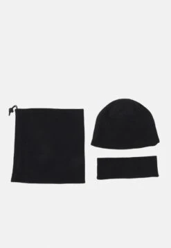 Pier One FLEECE UNISEX SET - Mütze - Black 13 Pier One FLEECE UNISEX SET - Mütze - Black -Pier One 2d2217826bb64e768a7e39ae427c56f1 1