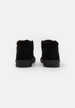 Pier One LEATHER - High-top Trainers - Black 10 Pier One LEATHER - High-top Trainers - Black -Pier One 3ba49442e6824b10a29afe667f7cec27