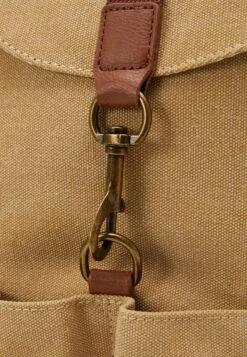 Pier One UNISEX - Tagesrucksack - Camel 12 Pier One UNISEX - Tagesrucksack - Camel -Pier One 40506a1d2def47709693e60d5ea11fde