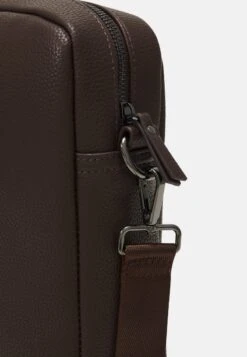 Pier One Notebooktasche - Dark Brown 11 Pier One Notebooktasche - Dark Brown -Pier One 42042b196fd74712af98535879b418f6