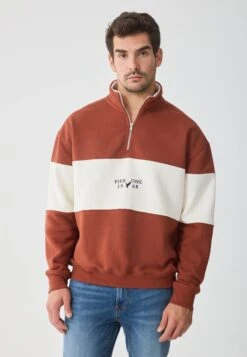 Pier One Sweatshirt - Brown