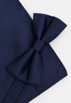 Pier One SET - Einstecktuch - Dark Blue 11 Pier One SET - Einstecktuch - Dark Blue -Pier One 4d3d06ee29cd456e8d877f6a3ce17af0