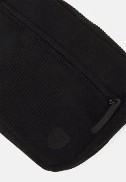 Pier One UNISEX - Umhängetasche - Black 11 Pier One UNISEX - Umhängetasche - Black -Pier One 596e97f9530b4ebc97d9227d0e8d2dca