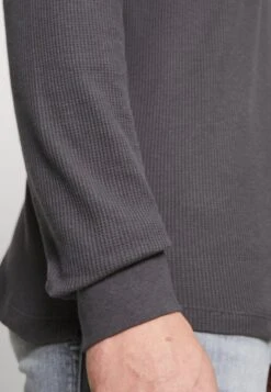 Pier One Langarmshirt - Dark Grey 13 Pier One Langarmshirt - Dark Grey -Pier One 5e29e8bda1724e309915d689ea2c9f98