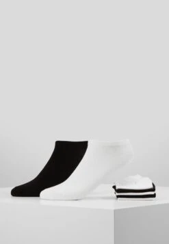 Pier One 7 PACK - Socken - White/black 11 Pier One 7 PACK - Socken - White/black -Pier One 7b35e8e4314f48dd8e64f79f3657878f 1
