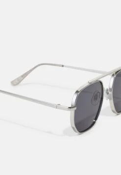 Pier One Sonnenbrille - Silver-coloured 12 Pier One Sonnenbrille - Silver-coloured -Pier One 7eeef8aa05ad4906ba1e7b08014f5f37