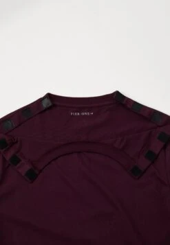 Pier One 3ER PACK - Long Sleeved Top - Dk. Grey Melange/bordeaux Melange/dk. Blue Melange 15 Pier One 3ER PACK - Long Sleeved Top - Dk. Grey Melange/bordeaux Melange/dk. Blue Melange -Pier One 8ebade4532e643efab76aa298519a843