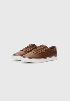 Pier One Trainers - Light Brown 13 Pier One Trainers - Light Brown -Pier One 93fd2c9b1a544ee5a0e015b361457a10