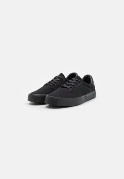 Pier One UNISEX - Sneaker Low - Black 9 Pier One UNISEX - Sneaker Low - Black -Pier One b7b0b68b9ed7495da6ab6ccd59e83f7e