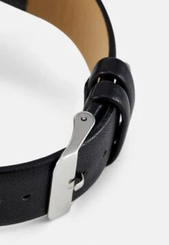 Pier One Uhr - Black/silver-coloured 10 Pier One Uhr - Black/silver-coloured -Pier One bbd4e6d8b146435a85ade9e2edd8ca76