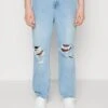 Pier One DISTRESS ON KNEES - Jeans Relaxed Fit - Light Blue Denim 2 Pier One DISTRESS ON KNEES - Jeans Relaxed Fit - Light Blue Denim -Pier One c70e5d5afc5f4fc1bdf2398420fe8195