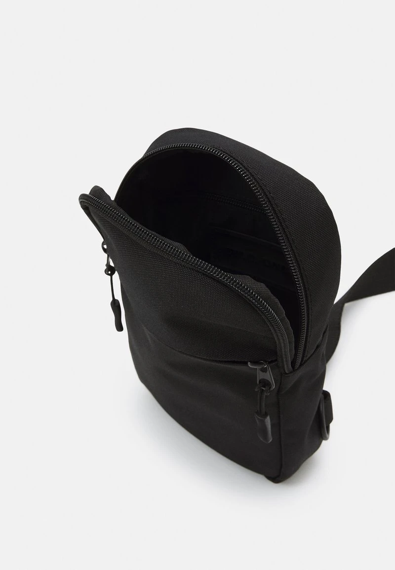 Pier One Gürteltasche - Black 6 Pier One Gürteltasche - Black – Bild 4