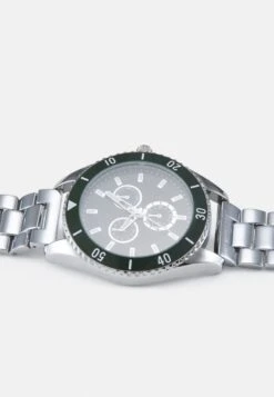 Pier One UNISEX - Uhr - Silver-coloured/green 11 Pier One UNISEX - Uhr - Silver-coloured/green -Pier One cd939269d4a648bcae4e5d43b23c8847