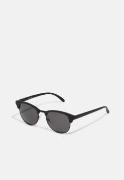 Pier One UNISEX - Sonnenbrille - Black/green 13 Pier One UNISEX - Sonnenbrille - Black/green -Pier One d41e2edf45ee4a51aed6652bede5d74a