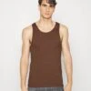 Pier One 3PCK SKIN TONE RIB VEST - Unterhemd/-shirt - Brown 1 Pier One 3PCK SKIN TONE RIB VEST - Unterhemd/-shirt - Brown -Pier One f831edf05e5a4b6e8d217ba9609b95d2